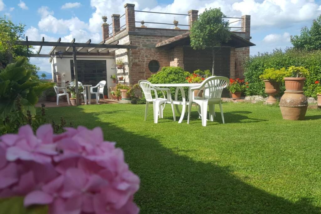 Appartamento Bellavista la tua romantica vacanza sul Trasimeno Castiglione del Lago Esterno foto