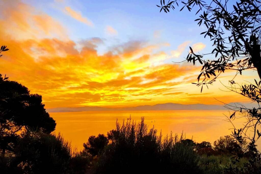 Appartamento Bellavista la tua romantica vacanza sul Trasimeno Castiglione del Lago Esterno foto